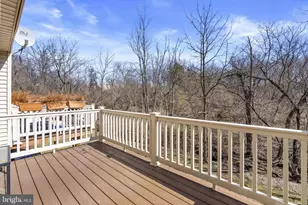 524 Oaktree Ct, Pottstown, PA 19464 - Photo 16