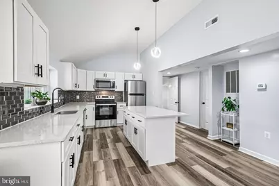 1565 E Philadelphia Avenue, Gilbertsville, PA 19525 - Photo 4