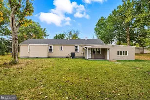 1565 E Philadelphia Ave, Gilbertsville, PA 19525 - Photo 18