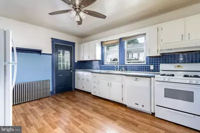 235 E 2nd Street, Lansdale, PA 19446 - Photo 32