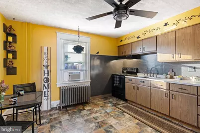 235 E 2nd Street, Lansdale, PA 19446 - Photo 18