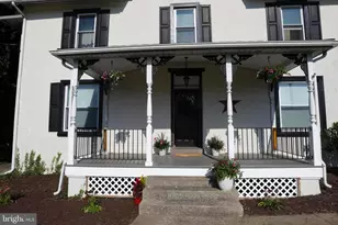 523 Bridge St, Mont Clare, PA 19453 - Photo 4