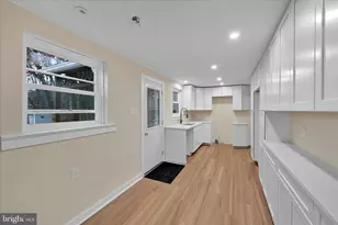 1135 Grovania Ave, Abington, PA 19001 - Photo 10