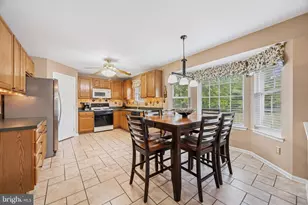 94 Presidential Dr, Royersford, PA 19468 - Photo 10