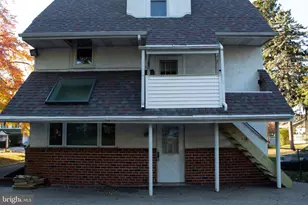 23 N York Rd, Willow Grove, PA 19090 - Photo 2