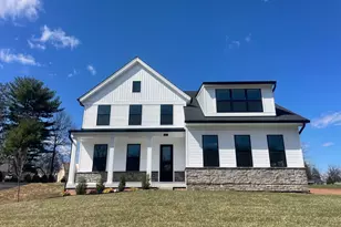 13 Scholl Dr, Collegeville, PA 19426 - Photo 2