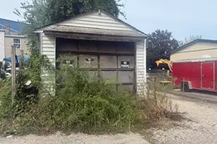 18 Coates St, Bridgeport, PA 19405 - Photo 16