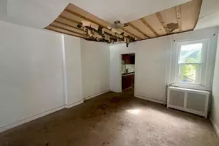 18 Coates St, Bridgeport, PA 19405 - Photo 6