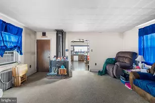 407 Holstein St, Bridgeport, PA 19405 - Photo 12