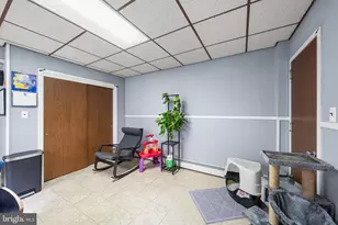 407 Holstein St, Bridgeport, PA 19405 - Photo 6