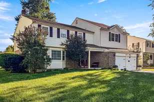 553 Saratoga Rd, King of Prussia, PA 19406 - Photo 2