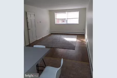 901 E Pleasant Avenue, Glenside, PA 19038 - Photo 2