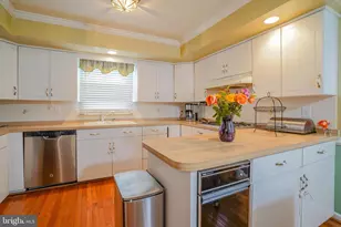 245 Barclay Cir, Cheltenham, PA 19012 - Photo 14