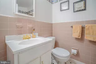 245 Barclay Cir, Cheltenham, PA 19012 - Photo 52