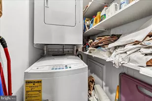 1640 Oakwood Dr, Narberth, PA 19072 - Photo 14