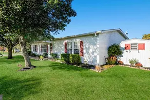 10 Bentwood Ct W, Harleysville, PA 19438 - Photo 2