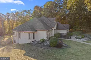 681 Kingswood Vale, Perkiomenville, PA 18074 - Photo 6