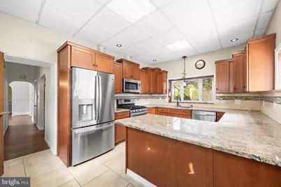 7301 Chestnut Ave, Elkins Park, PA 19027 - Photo 2