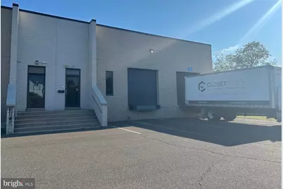 352 Godshall Drive, Harleysville, PA 19438 - Photo 2