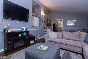 2937 Keenwood Rd, Norristown, PA 19403 - Photo 6