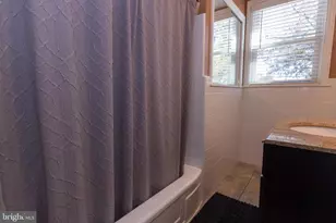 2937 Keenwood Rd, Norristown, PA 19403 - Photo 16