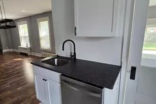 393 N York St, Pottstown, PA 19464 - Photo 6