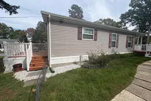 511 Maple Dr, Green Lane, PA 18054 - Photo 16