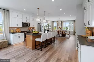 381 Sydney Ln, Lansdale, PA 19446 - Photo 14