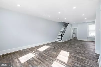 725 W Lafayette Street, Norristown, PA 19401 - Photo 4