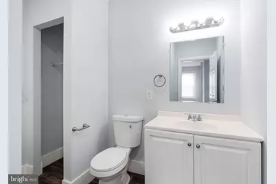 725 W Lafayette Street, Norristown, PA 19401 - Photo 16