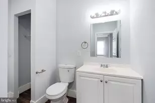 725 W Lafayette St, Norristown, PA 19401 - Photo 16