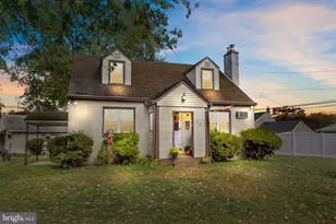 210 Castello Ave, Hatboro, PA 19040 - Photo 2