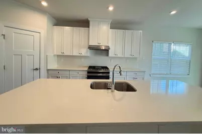 1045 Miles Court, Cheltenham, PA 19012 - Photo 6