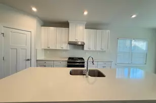 1045 Miles Ct, Cheltenham, PA 19012 - Photo 6