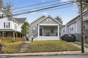 129 Old Soldiers Rd, Cheltenham, PA 19012 - Photo 2