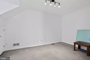 201 Victoria Ct, Ambler, PA 19002 - Photo 28