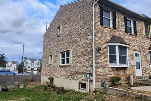 743 E Moore St, Norristown, PA 19401 - Photo 2