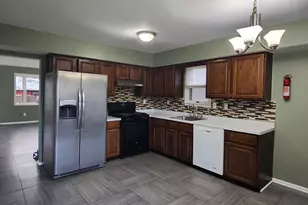 743 E Moore St, Norristown, PA 19401 - Photo 8