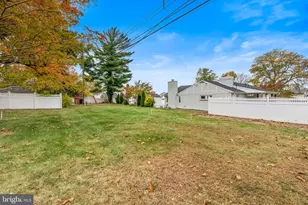 351 Riverview Rd, King of Prussia, PA 19406 - Photo 32