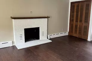 639 Spring Mill Ave, Conshohocken, PA 19428 - Photo 2