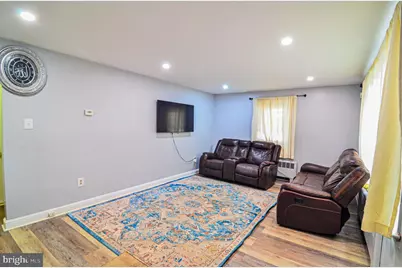 833 W 4 Th Street, Lansdale, PA 19446 - Photo 4