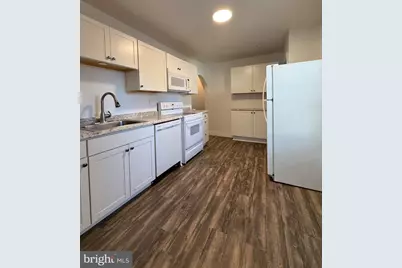 33 E 4th Street, Pottstown, PA 19464 - Photo 4