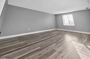 10413 Valley Forge Cir, King of Prussia, PA 19406 - Photo 16