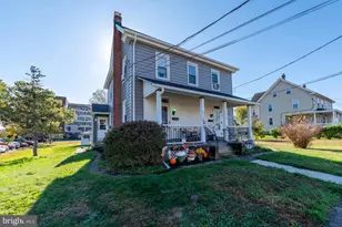 119 E Broad St, Telford, PA 18969 - Photo 2