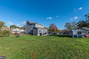 119 E Broad St, Telford, PA 18969 - Photo 52