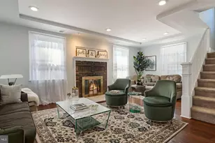 712 N York Rd, Willow Grove, PA 19090 - Photo 2