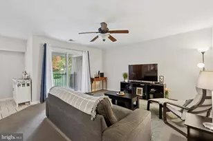 1106 Meadowview Ln, Mont Clare, PA 19453 - Photo 4