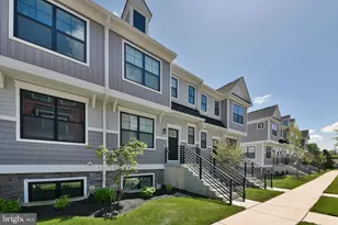 328 Walnut St, Collegeville, PA 19426 - Photo 2