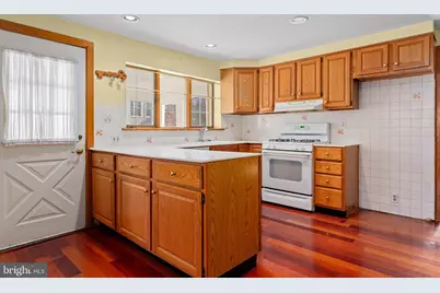 219 W 11th Avenue, Conshohocken, PA 19428 - Photo 6