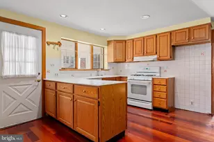 219 W 11th Ave, Conshohocken, PA 19428 - Photo 6